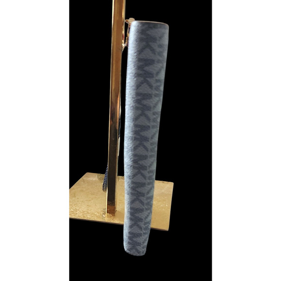 Michael Kors Adele Small Double Zip Phone Wristlet Wallet clutch Pale Blue - Picture 6 of 6